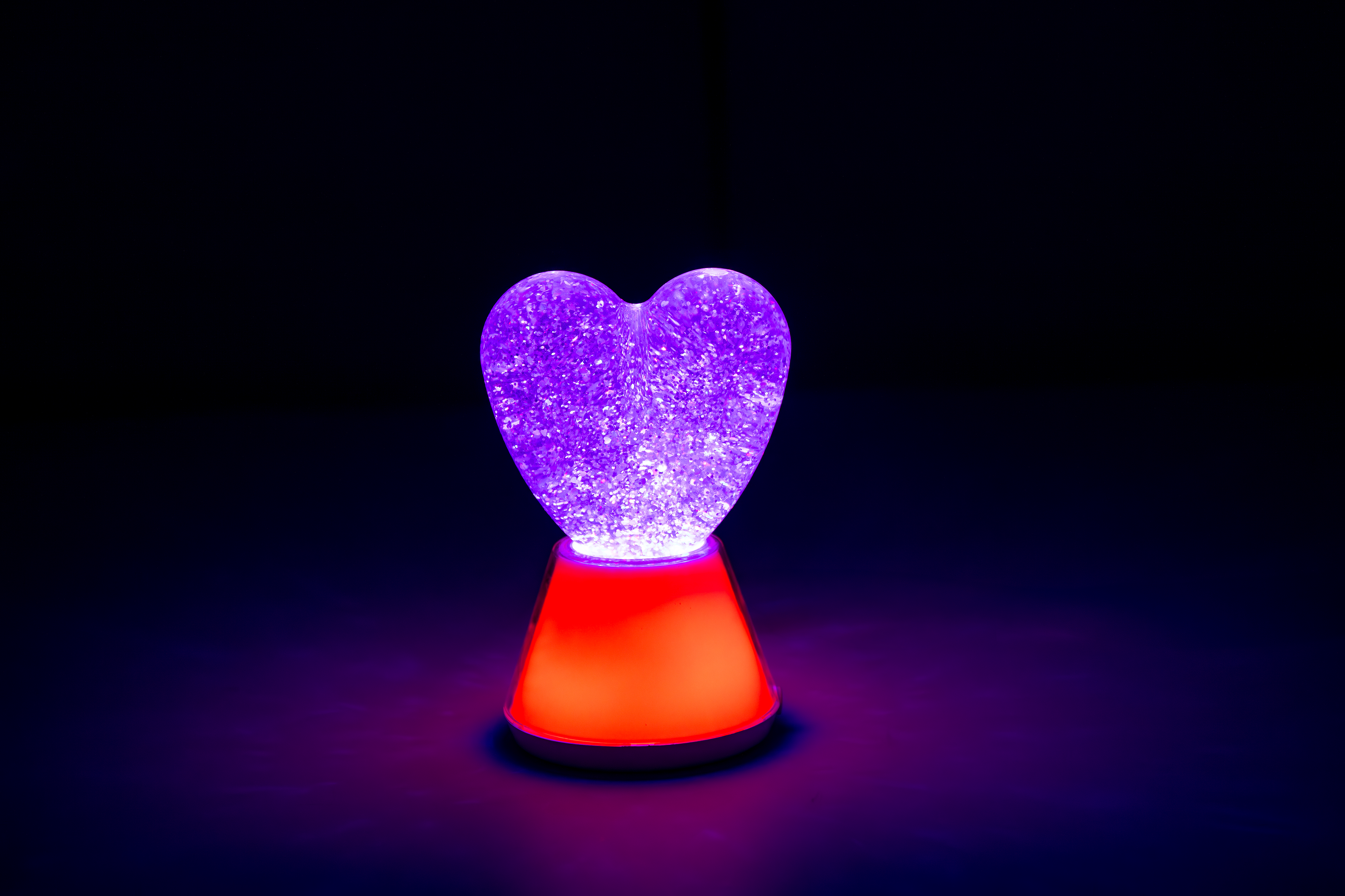 Little L MAGIC GLOW HEART GLITTER LAMP