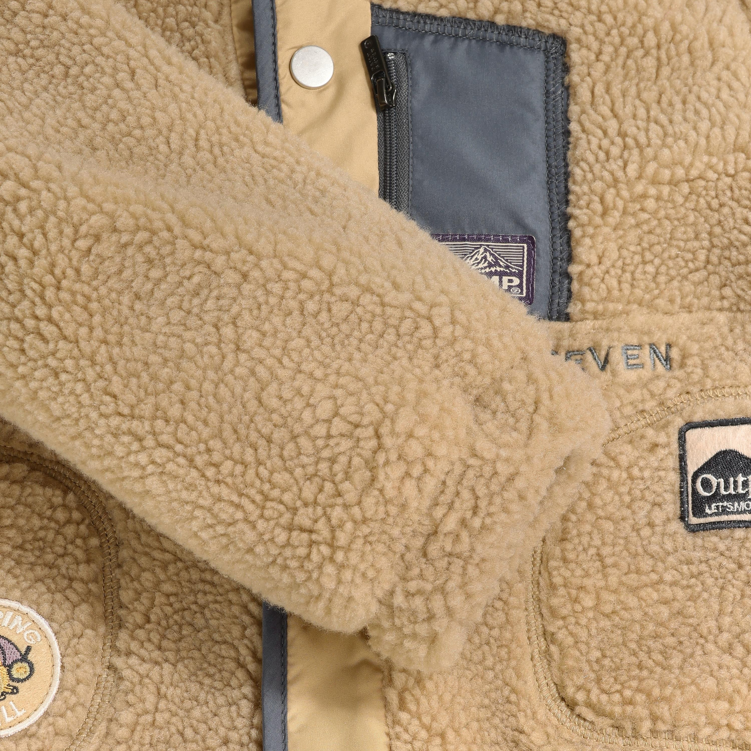 Daily Seven Boy Teddy Jacke sandshell