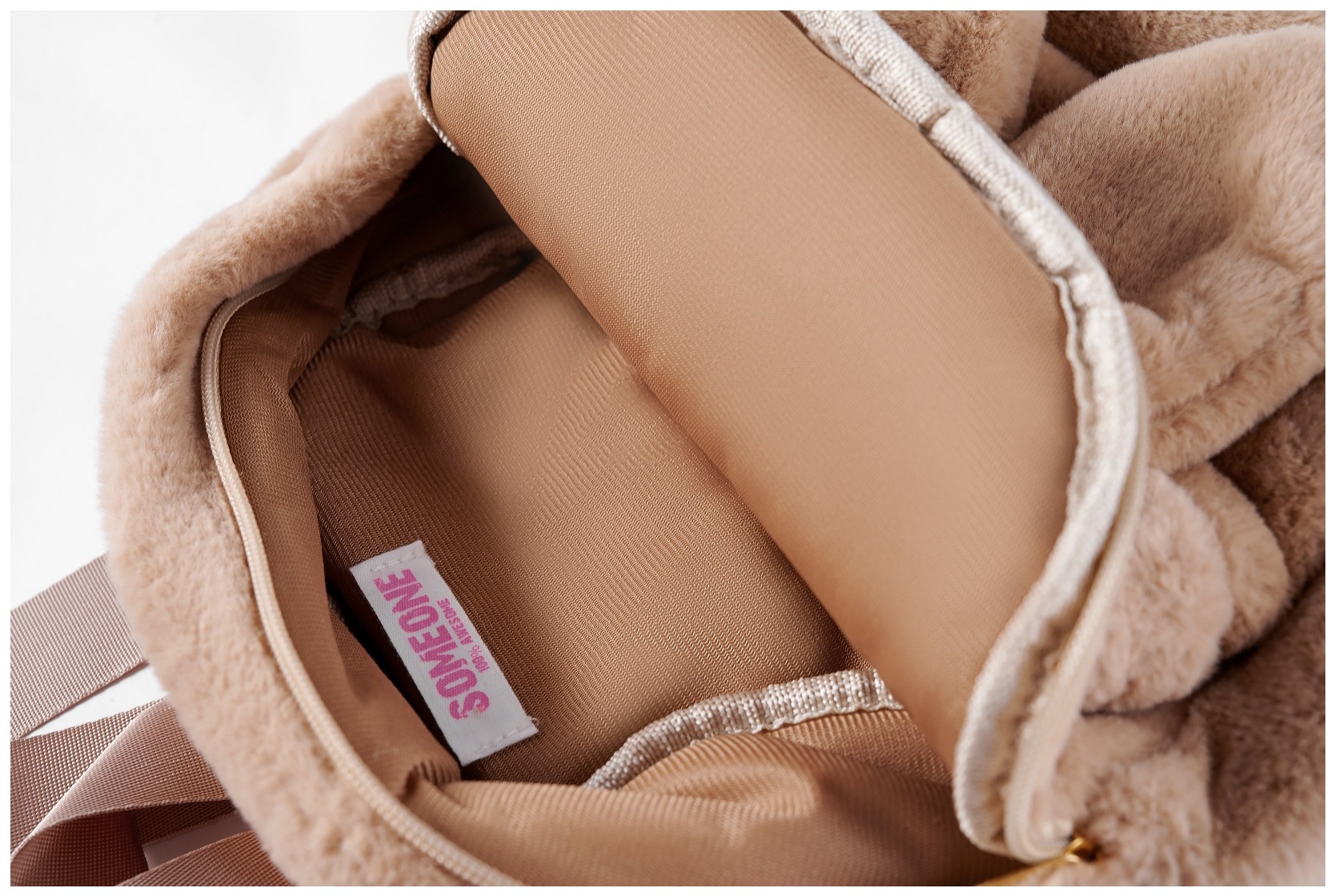 Someone Rucksack Hase beige