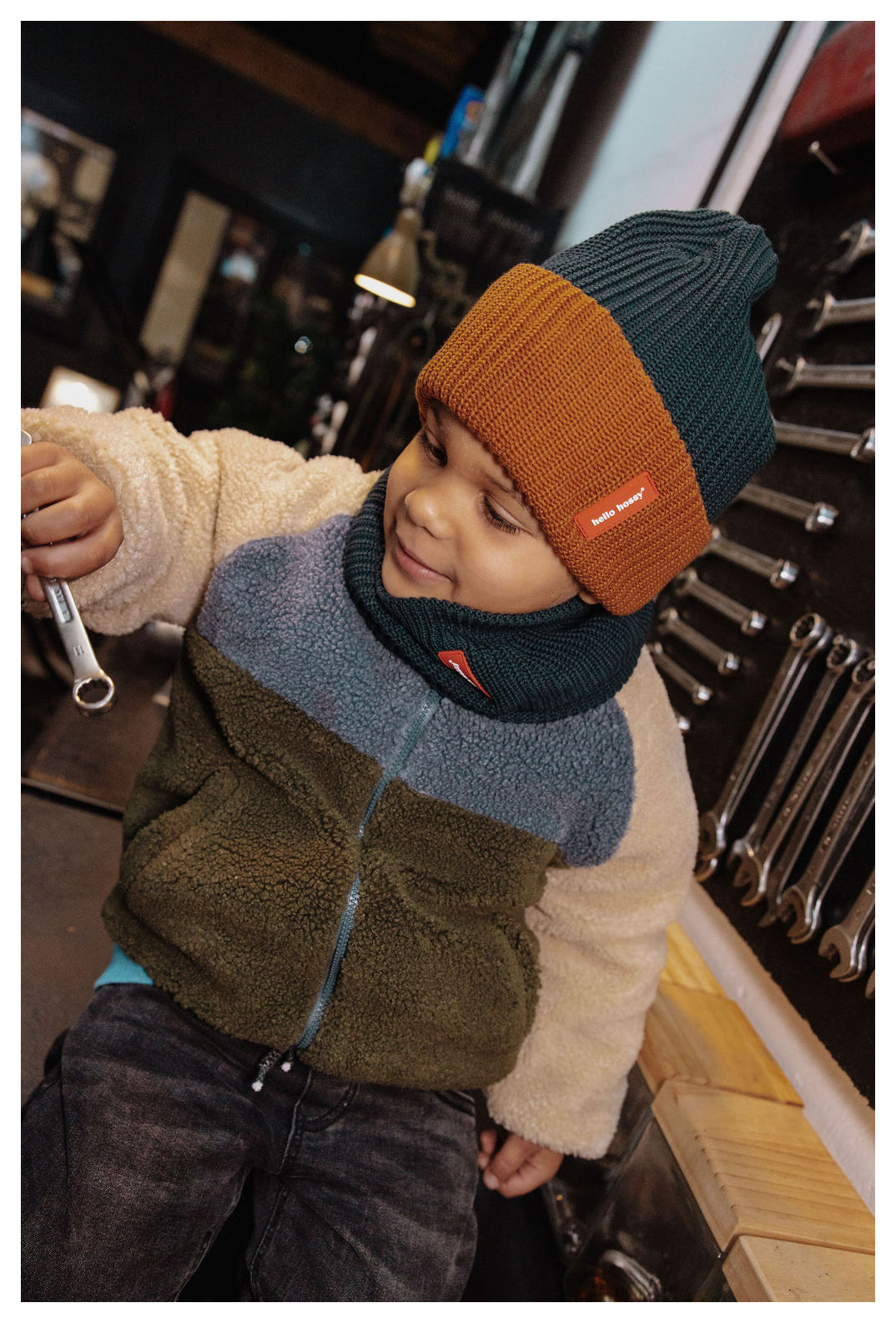 Hello Hossy Wintermütze Flow Polo