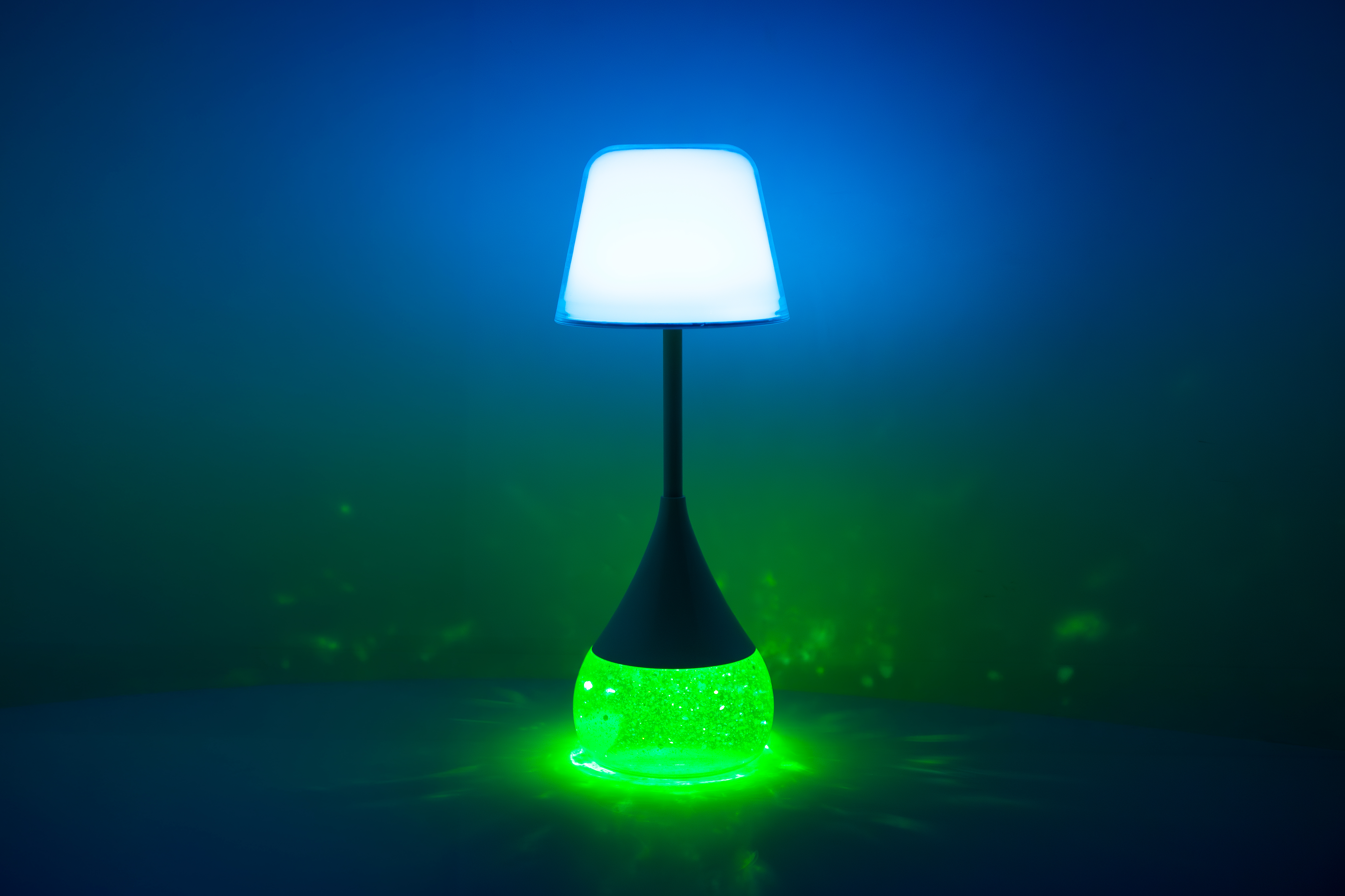 Little L MAGIC GLOW DROP GLITTER LAMP
