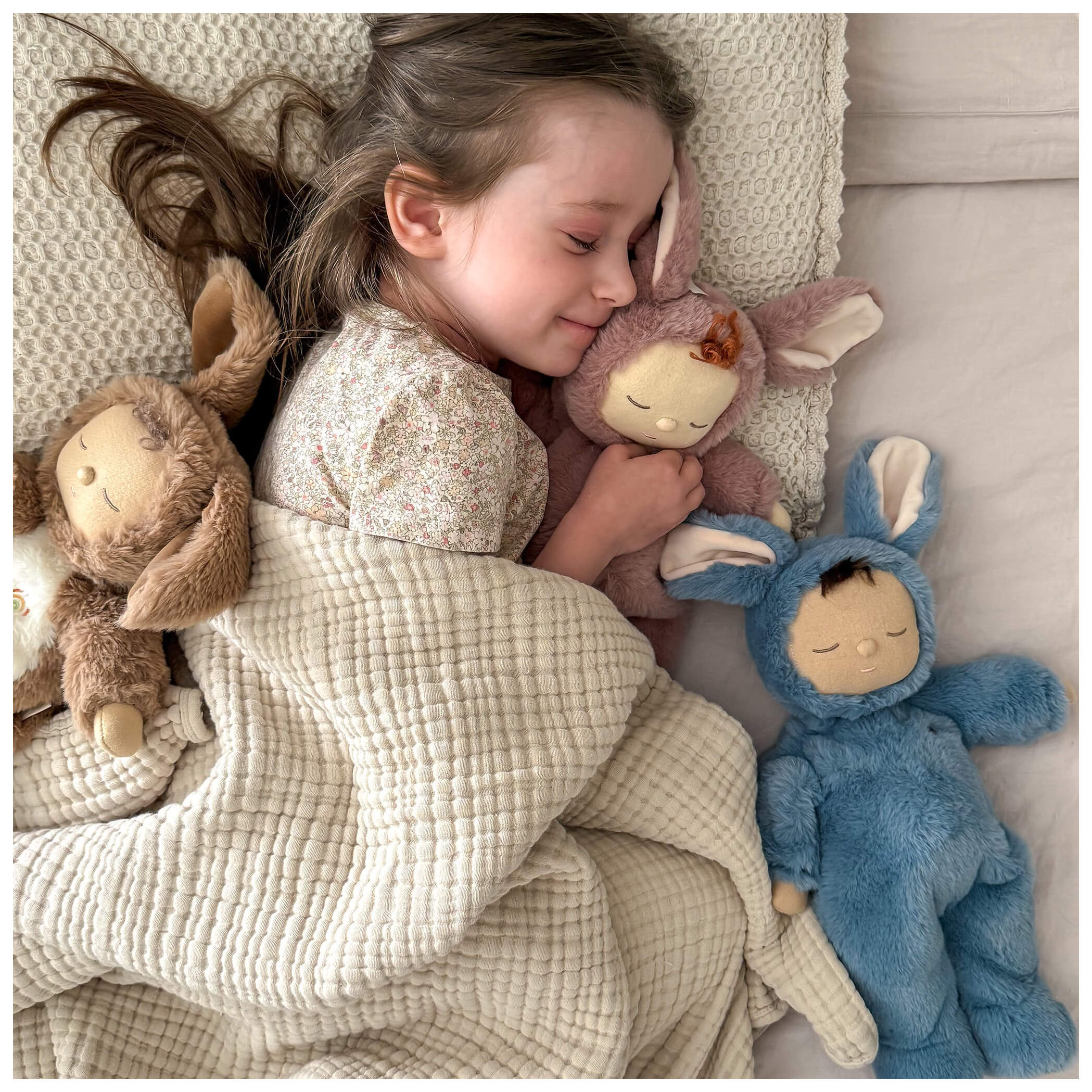 Olli Ella Cozy Dinkum - Bunny Pickle