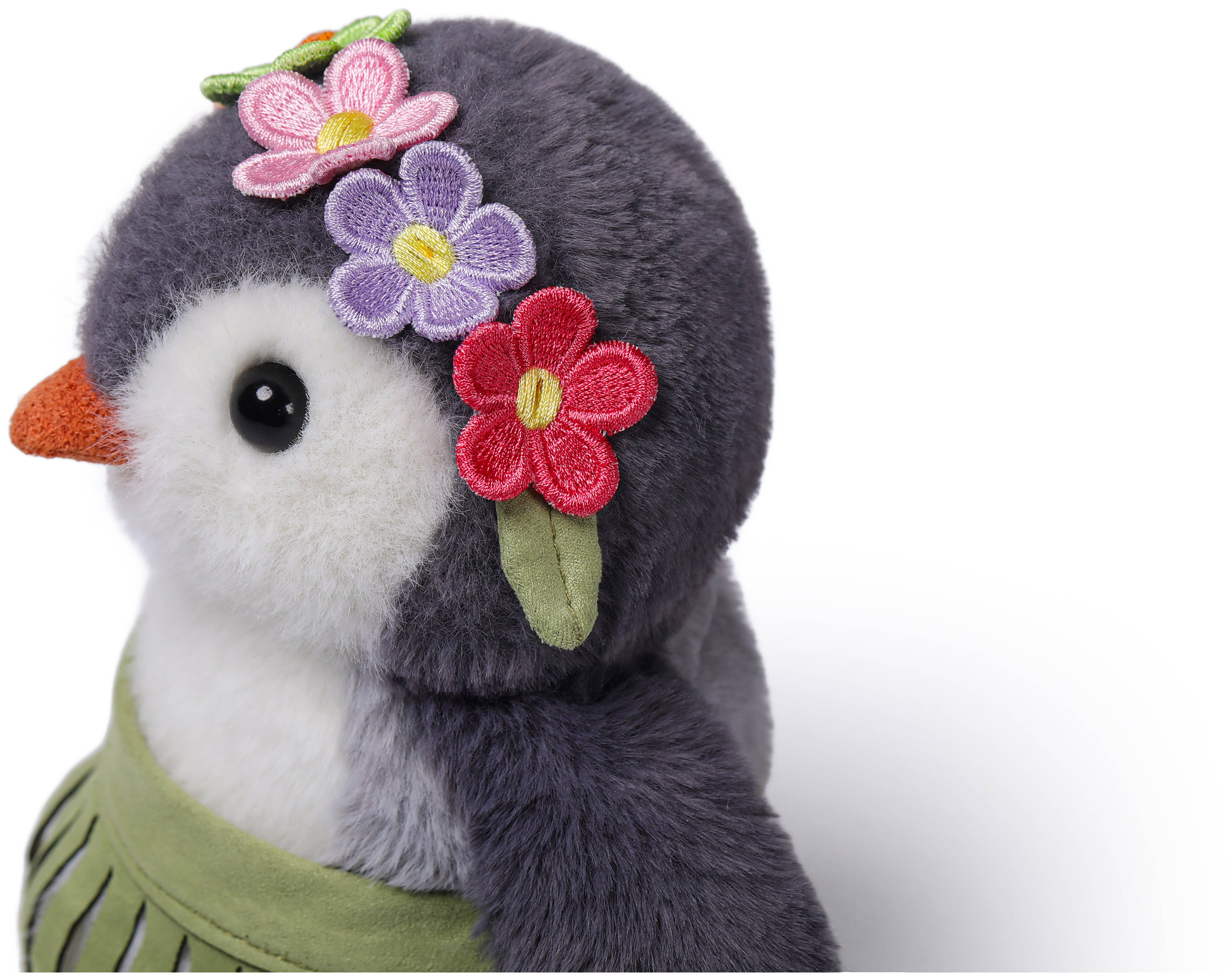 Hugs Hula Skirt Glacier Penguin 18 cm