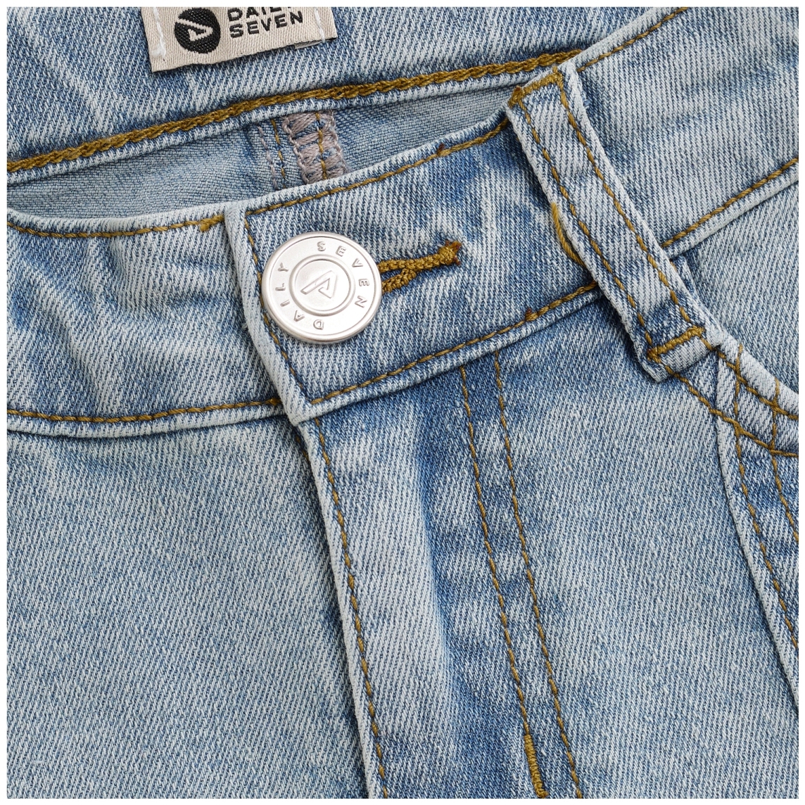 Daily Seven Boy Jeans Wide Patch Fit denim